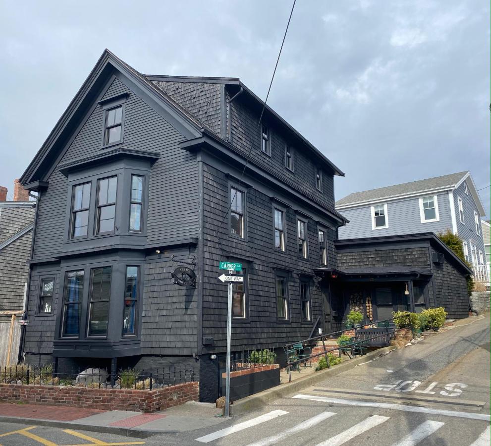 Crew'S Quarters Boarding House - Caters To Men Hotel Provincetown Exterior foto